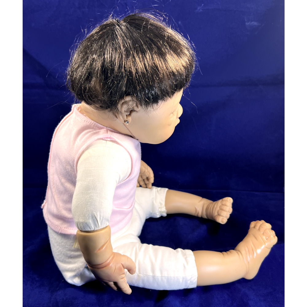 Newborn Baby Doll 19" AEL 2005 Brown Hair Kymberli H. Durden (Signed) *Pre-Owned - Picture 9 of 16